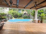 GOOD DEAL! 3 BED ROOMS + Den House with Pool, Lanai &...