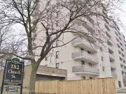 Charming Brampton 2 Bedroom 182 Church Street, East