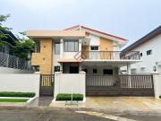 FOR RENT Brand New 5BR House with Pool in Ayala Alabang...