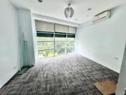 FOR RENT: COMMERCIAL SPACE CRESCENT PARK RESIDENCES