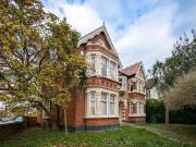 Deal! Detached house to rent in Twyford Crescent, Ealing...