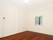 FOR RENT ART DECO 1 BEDROOM IN CENTRAL WEST END LOCATION