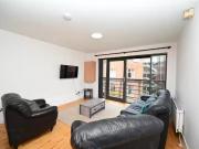 Deal! E7 Apartment Central Park, 33 Alfred Street Deal! E7 Apartment Central Park, 33 Alfred Street