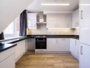 Nice Flat to rent in Addison Gardens, London W14
