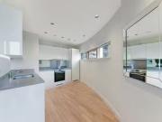 New Flat to rent in Cobblestone Square, Wapping, London E1W
