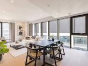 Unique Flat to rent in George Street, Stratford, London E14