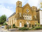 Unique Flat to rent in Maple Road, Surbiton KT6