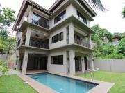 FOR RENT Four Bedrooms House with Pool in Maria Luisa...