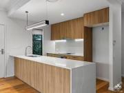 Charming ID:21154953/52 Russell Street, Everton Park,...