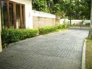 FOR RENT / LEASE: House Manila Metropolitan Area >Makati