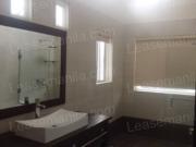 FOR RENT / LEASE: House Manila Metropolitan Area...