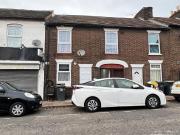 For Rent, Spacious Terraced House with 3 En Suite Rooms...