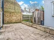 Charming Studio to rent in Sandycombe Road, Kew,...