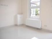 For Rent! Terraced house to rent in Croydon Road,...