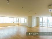 FOR RENT! Unfurnished 3BR Unit in Park Terraces Point...