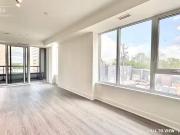 Nice Unit 204 204 185 Deerfield Rd, Newmarket, Ontario...