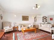 Unique UPSTAIRS 5 Blake Street, Armidale, NSW 2350