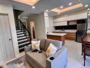 For Rent/Lease 2 BR with Parking Penthouse Loft Type...
