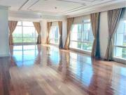 For Rent/Lease 3 BR with 2 Parking Slots Semi Furnished...