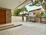 For Rent/Lease 5 BR Duplex House in [ Bel Air Village...