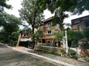 FOR SALE 10 Bedroom House and Lot in Hillborough Alabang...