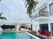 FOR SALE: 11 Bedrooms Luxurious Rest House in Tagaytay...