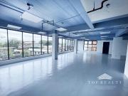 For Sale: 1635 SQM Commercial Building in San Antonio,...
