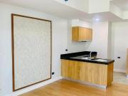 FOR SALE 1 BEDROOM AT THE SEASONS RESIDENCES BGC NEAR...