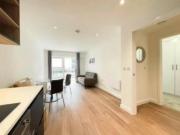 For Sale 1 Bedroom Shared Living/roommate London Greater...