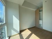 For Sale: 1BR 1 Bedroom Condo at Madison Park West in...