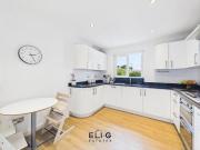 For Sale 2 Bedroom Apartment Barnet Greater London...