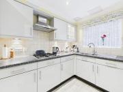 For Sale 2 Bedroom Apartment Horsham West Sussex DS93344627