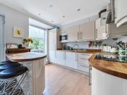 For Sale 2 Bedroom Apartment Kingston Upon Thames...