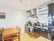 For Sale 2 Bedroom Apartment Leeds Leeds DS90033709