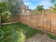 For Sale 2 Bedroom Apartment London Greater London... For Sale 2 Bedroom Apartment London Greater London...