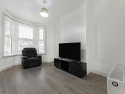 For Sale 2 Bedroom Apartment Londres Greater London...