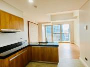 FOR SALE 2 BEDROOM AT THE SEASONS RESIDENCES BGC NEAR...