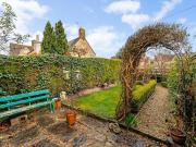 For Sale 2 Bedroom House Cirencester Gloucestershire...