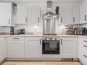 For Sale 2 Bedroom House Surrey West Sussex DS92996406
