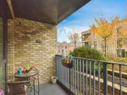 For Sale 2 Bedroom Shared Living/roommate Campbell Park...