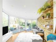 For Sale 2 Bedroom Shared Living/roommate London Greater...