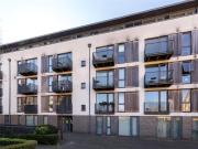 For Sale 2 Bedroom Shared Living/roommate Londres...