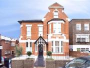 For Sale 2 Bedroom Shared Living/roommate Surrey Greater...