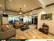 For Sale: 2 Storey Townhouse with Attic in New Manila,...