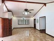FOR SALE! 350 sqm Bungalow House and Lot at Merville,...