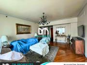 For Sale: 3 Bedroom Condo Unit in Amorsolo East,...