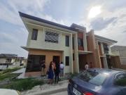 For Sale 3 Bedroom Duplex House w/ Maid's Quarters...
