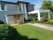 FOR SALE 3 BEDROOM HOUSE AND LOT IN SUN VALLEY ESTATE...