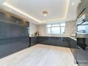 For Sale 3 Bedroom House Borehamwood Hertfordshire...