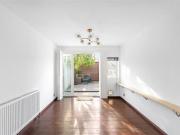 For Sale 3 Bedroom House Londres Greater London DLS98386825